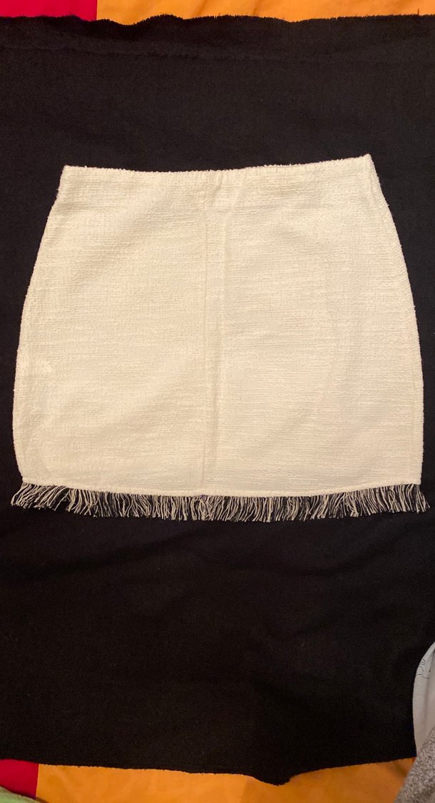 Püsküllü Beyaz Mini Etek - Görsel 2