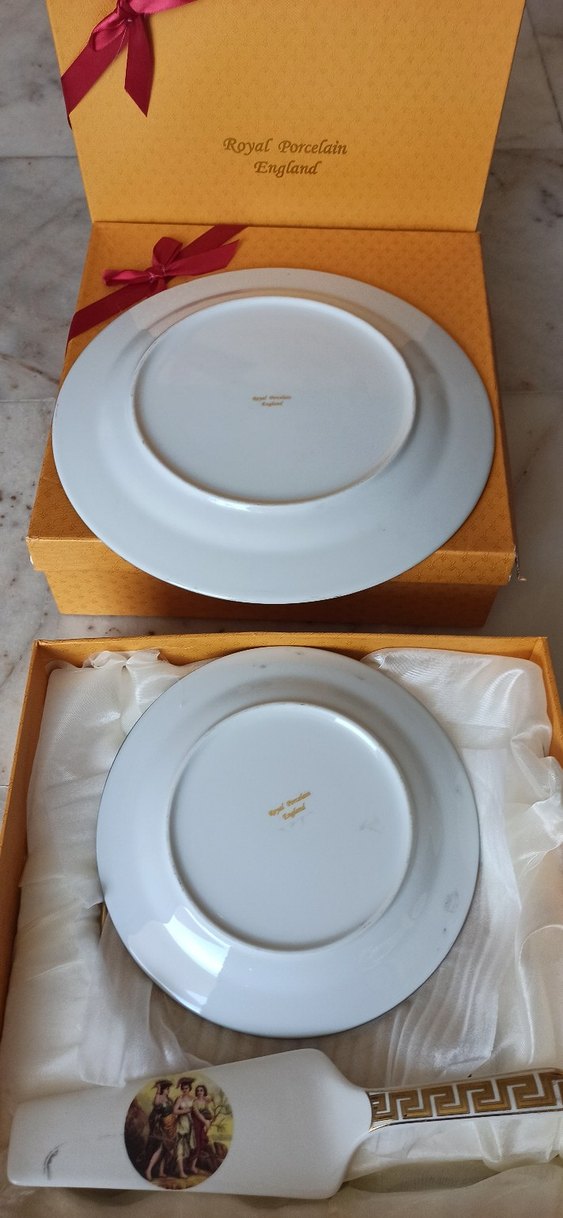 Altın Renkli Parlak Desenli Tabak Seti - Görsel 2