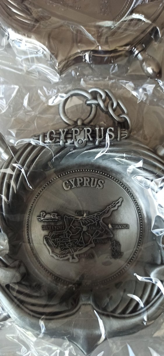 Parlak Altın Kıbrıs Temalı kül tablası - Görsel 2