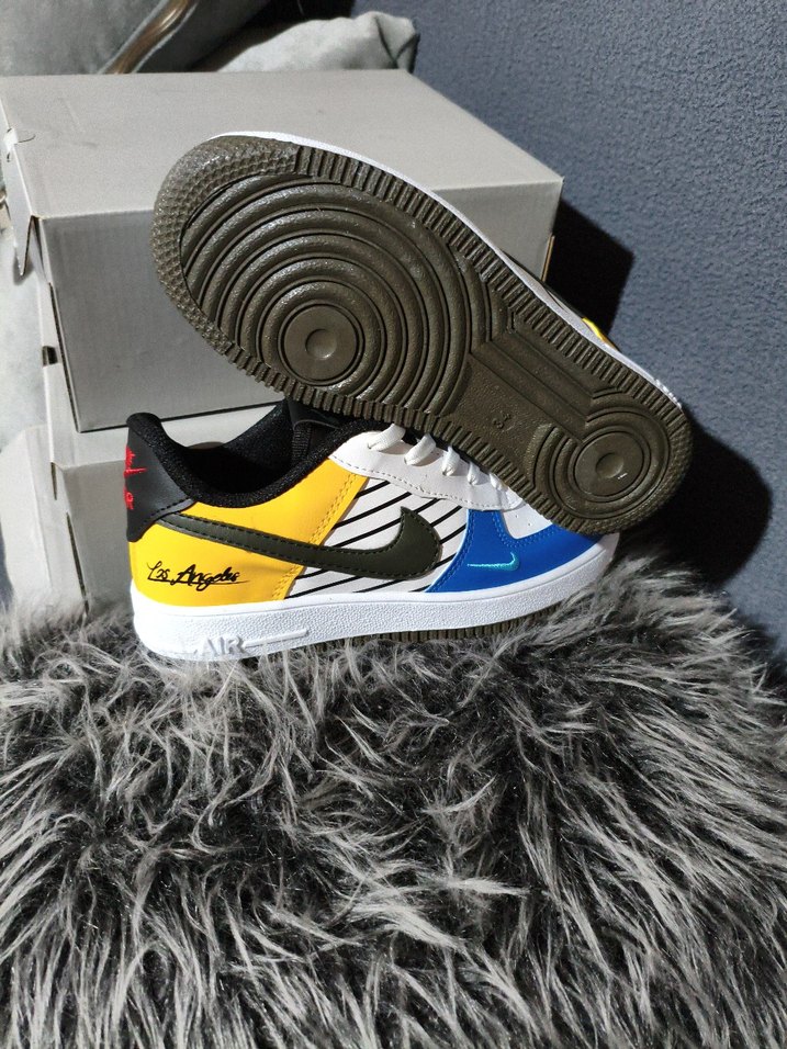 NİKE Sarı Detaylı Erkek Çocuk Spor Ayakkabı 34 numara - Görsel 3