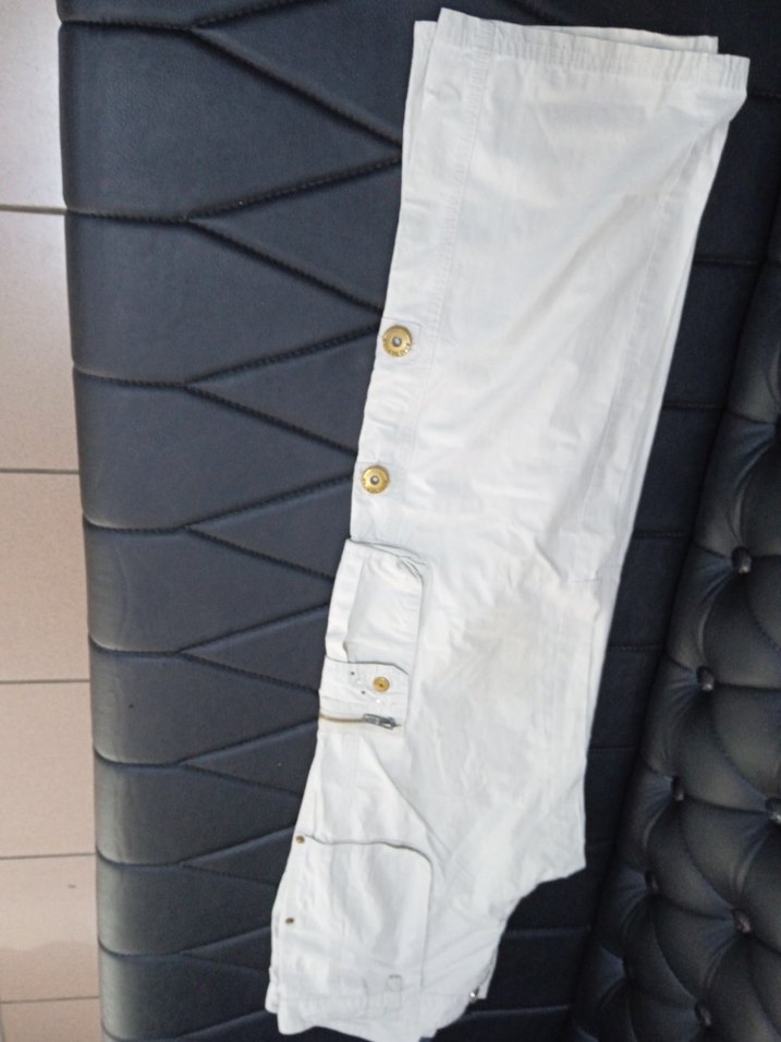 Kadın Beyaz Fermuarlı Kumaş Pantolon - Görsel 2