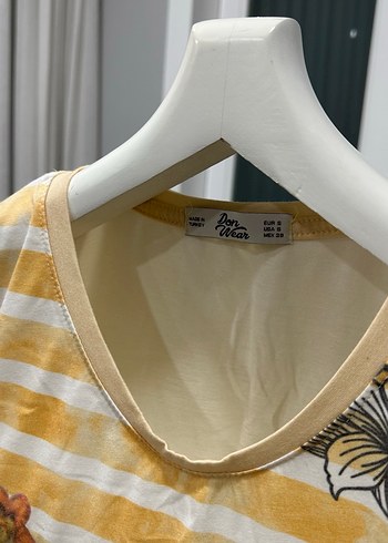 Sarı Çiçekli Bohem Kısa Kollu Tişört - Görsel 3