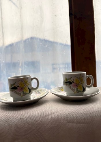 Çiçek Desenli Pastel Renkli Kahve Fincanı Seti - Görsel 2