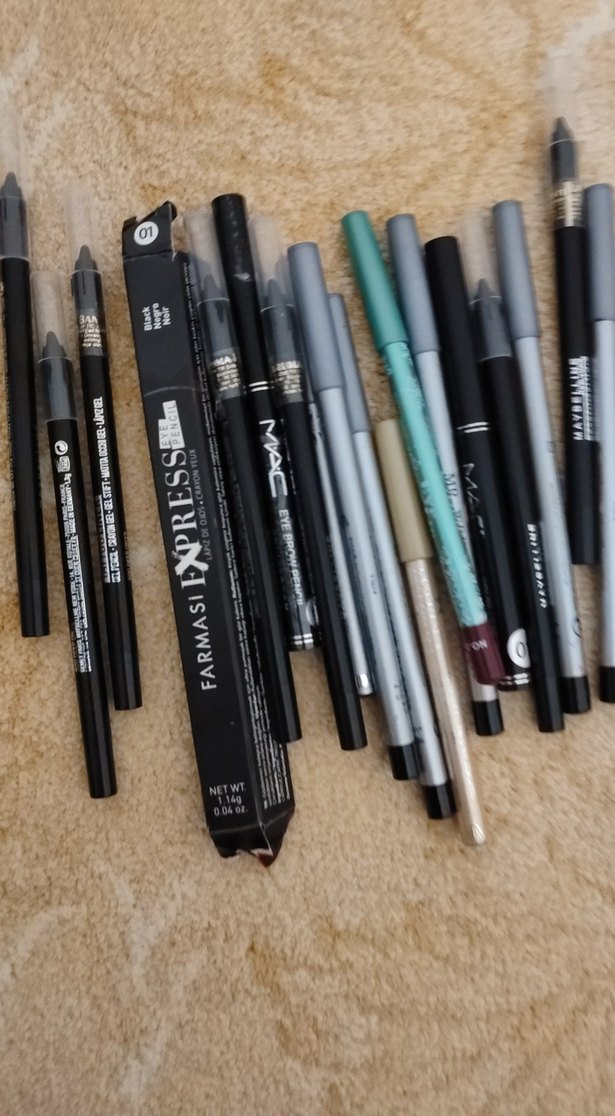 Çeşitli Siyah ve Gri Göz Kalemleri - Görsel 2