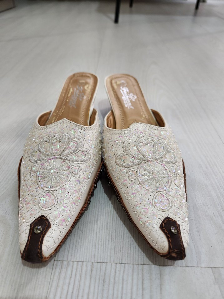 Vintage Beyaz Boncuk İşlemeli Kadın Terlik - Görsel 3
