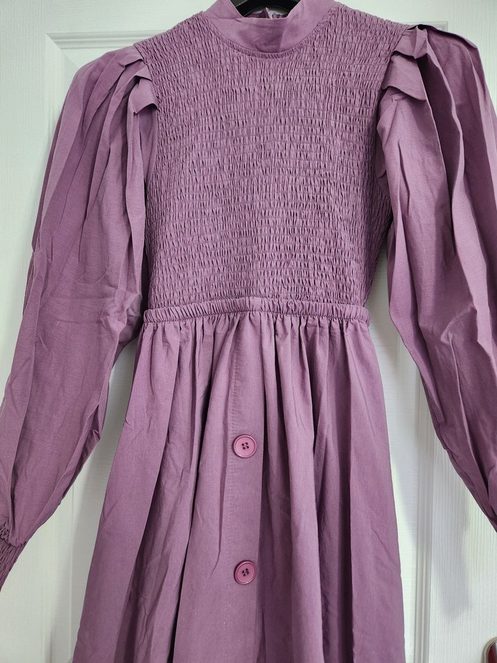 Düğmeli Uzun Mor Keten Elbise - Görsel 2