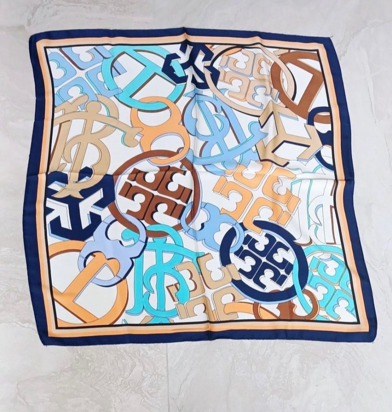 Tory Burch fular - Görsel 3