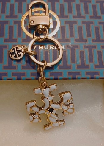 Tory Burch charm - Görsel 2