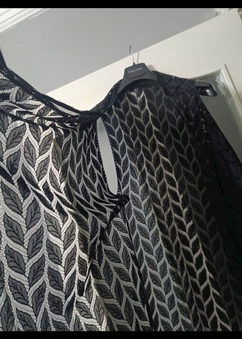 Kadın Siyah Yılan Desenli Uzun pareo - Görsel 3