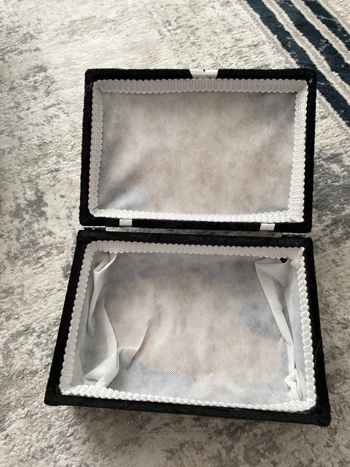 Klasik Siyah Damatlık Hediye Kutusu - Görsel 4