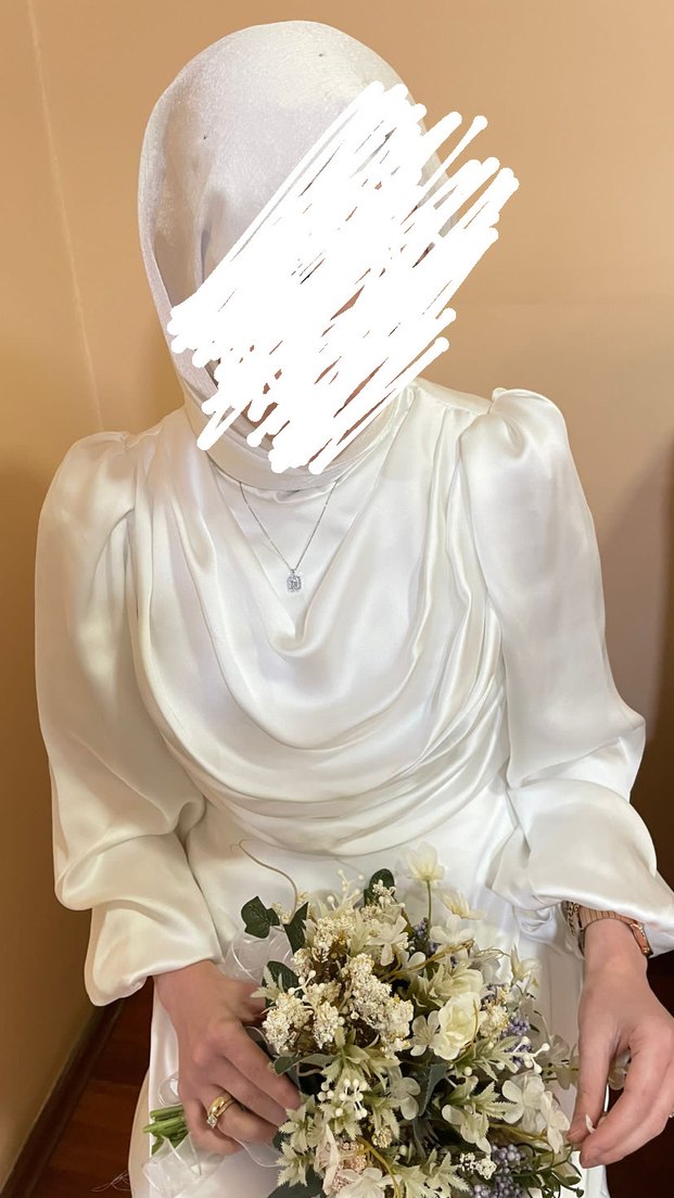 Uzun Kollu Beyaz Sade Hennin Abiye - Görsel 2