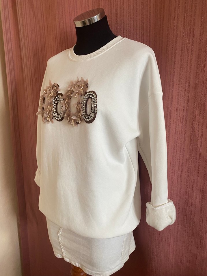 Kadın Beyaz Payetli Nakışlı Sweatshirt - Görsel 2