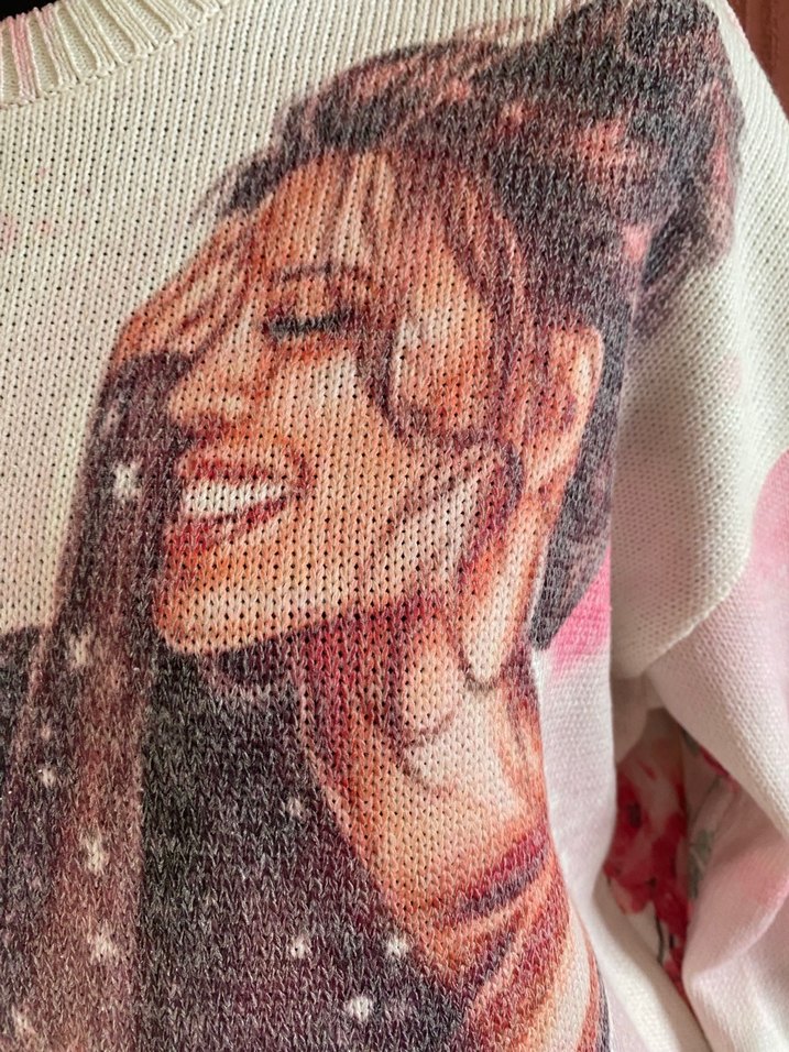 DİJİTAL BASKI TÜYLENMEZ KADIN TRŞKO - Görsel 3