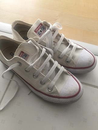 Beyaz converse
