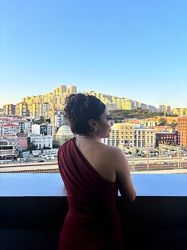 Diğer Bordo gece elbısesı
