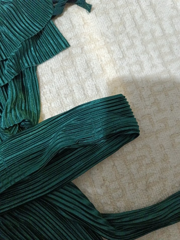 Parlak Yeşil Pilili Uzun Kadın Tulum - Görsel 5