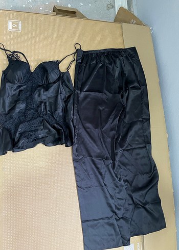 Siyah Bantlı Midi Kadın Pijama Takımı - Görsel 3