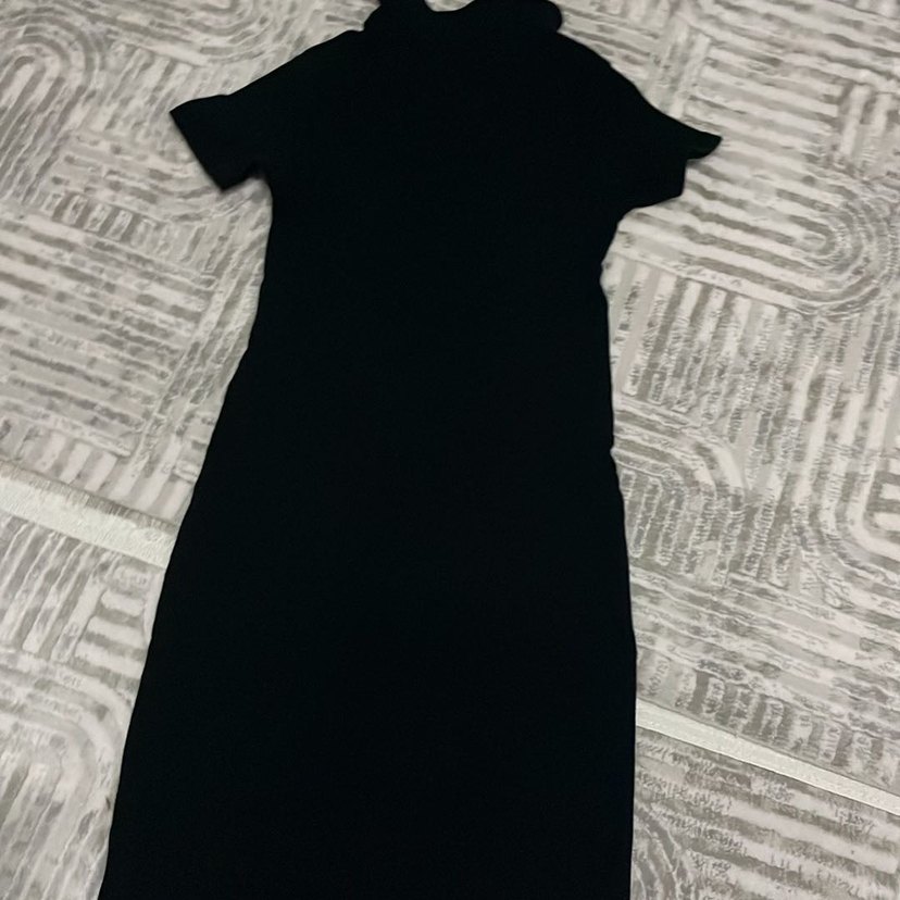 Siyah V Yakalı Elbise - Görsel 3