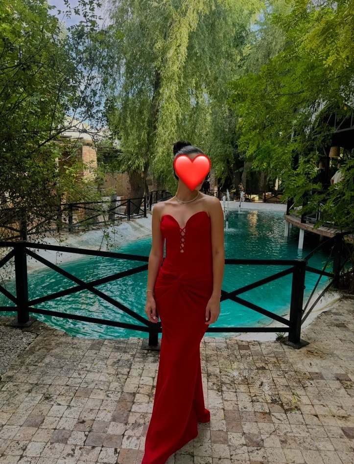 Kırmızı Straplez Uzun Drapeli Abiye Elbise - Görsel 2