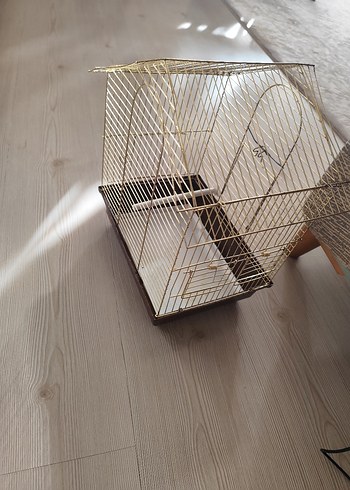 Parlak Altın Renkli Kuş Kafesi - Görsel 6