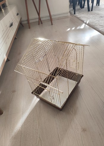 Parlak Altın Renkli Kuş Kafesi - Görsel 8