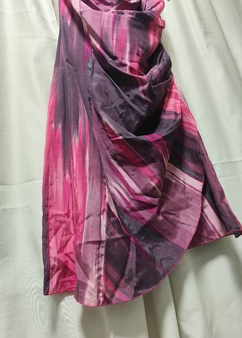 Mor Bağlama Desenli Drapeli Uzun Abiye Elbise - Görsel 3