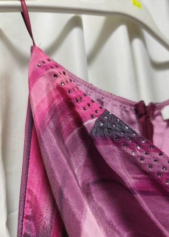 Mor Bağlama Desenli Drapeli Uzun Abiye Elbise - Görsel 4