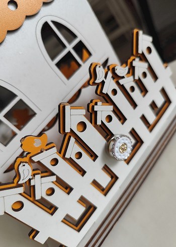 Beyaz Ahşap Ev Dekoru - Görsel 3