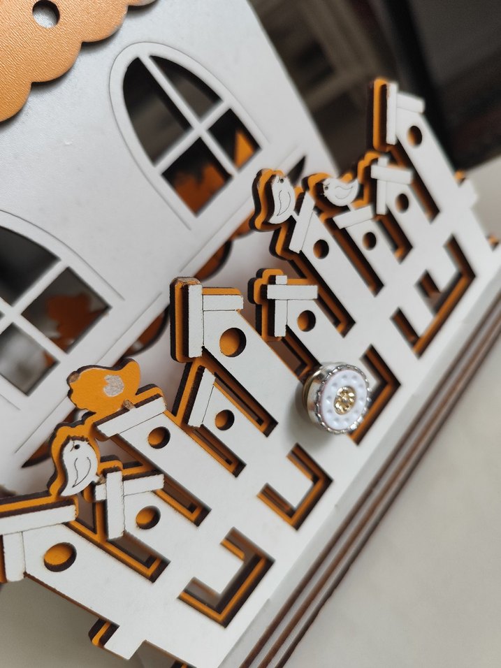 Beyaz Ahşap Ev Dekoru - Görsel 3