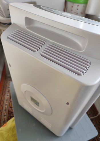 Beyaz ve Gri Hava Temizleyici ve Nemlendirici - Görsel 9