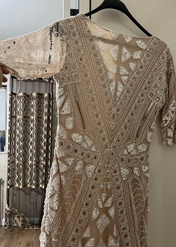 Bohem tarzı boncuk işlemeli pullu şık abiye - Görsel 4