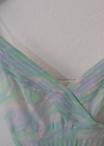 Pastel Renkli Pilili Uzun Askılı Elbise - Görsel 5