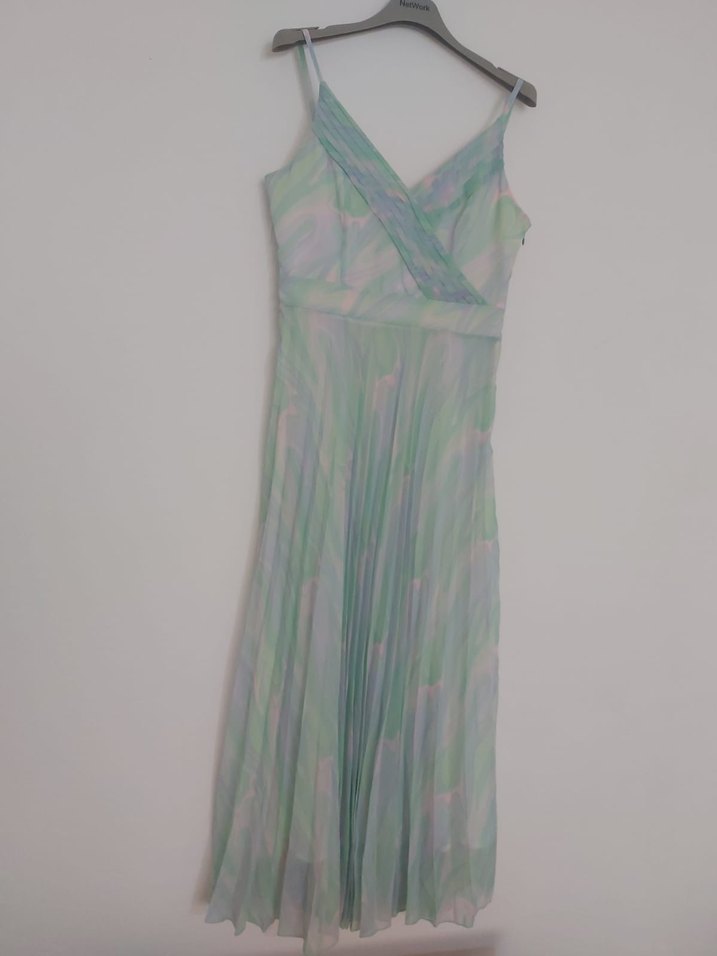 Pastel Renkli Pilili Uzun Askılı Elbise - Görsel 3