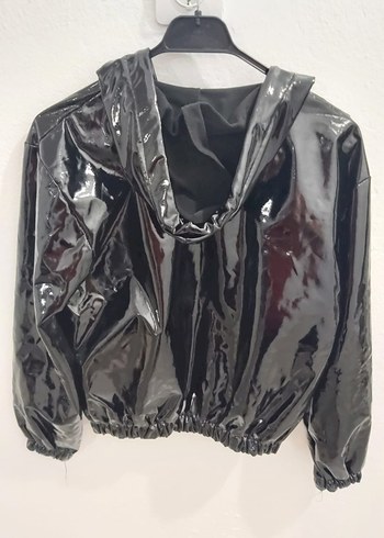 Siyah Parlak Kadın Deri Kapüşonlu Ceket - Görsel 3