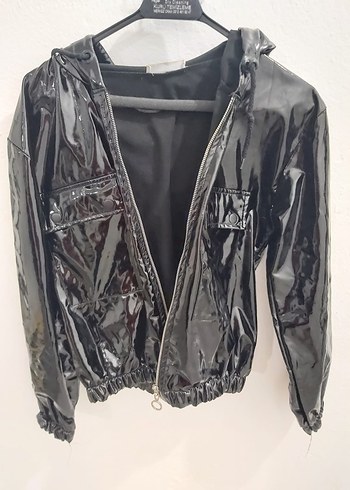 Siyah Parlak Kadın Deri Kapüşonlu Ceket - Görsel 2