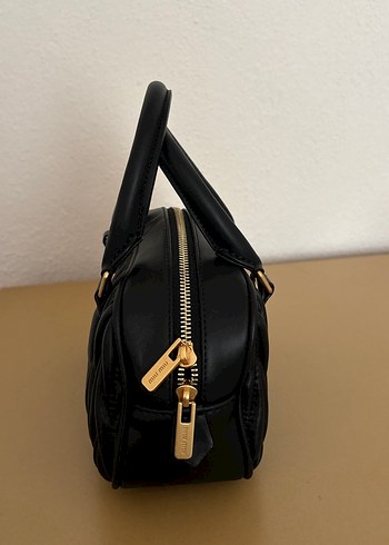 Siyah Deri Miu Miu çanta - Görsel 2