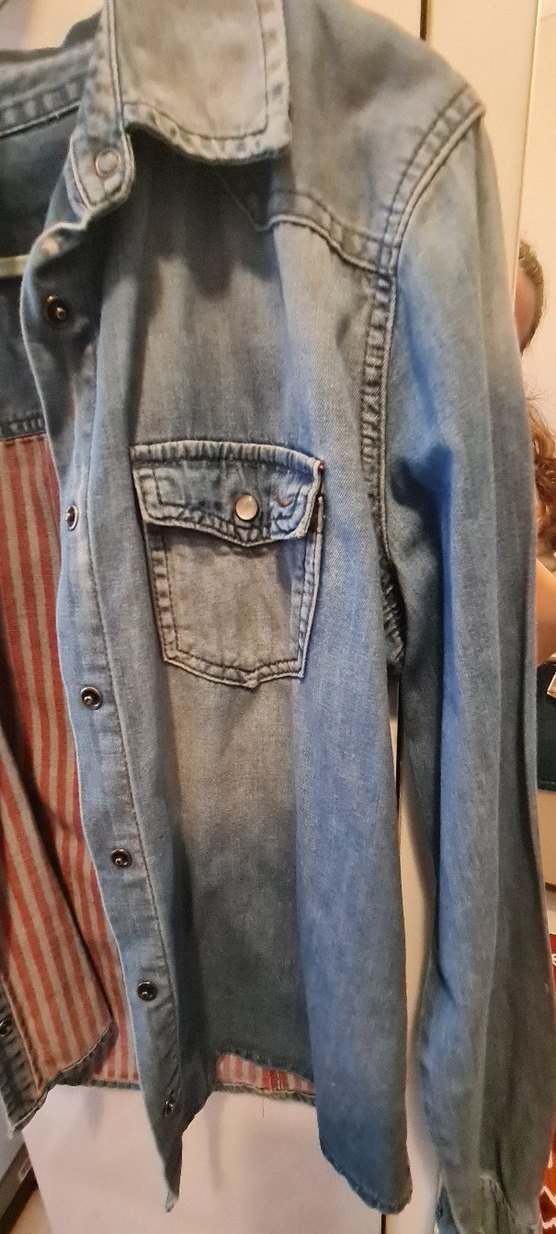 Düğmeli Mavi Denim Kadın Gömlek - Görsel 3