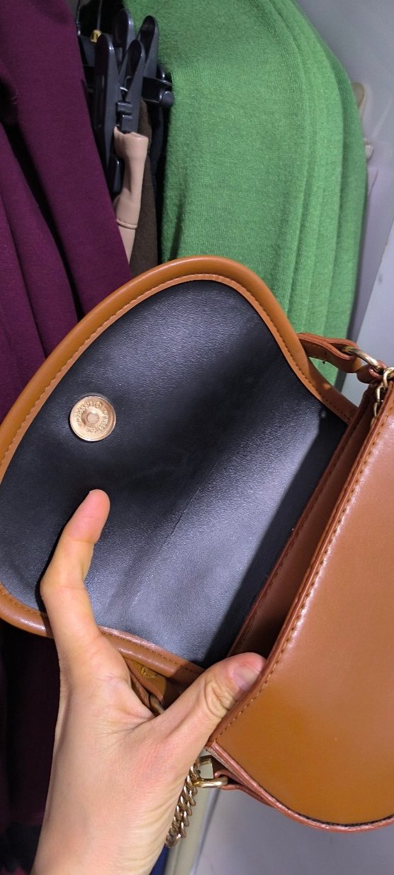 Zincir Detaylı Bej Deri Kadın Çanta - Görsel 4