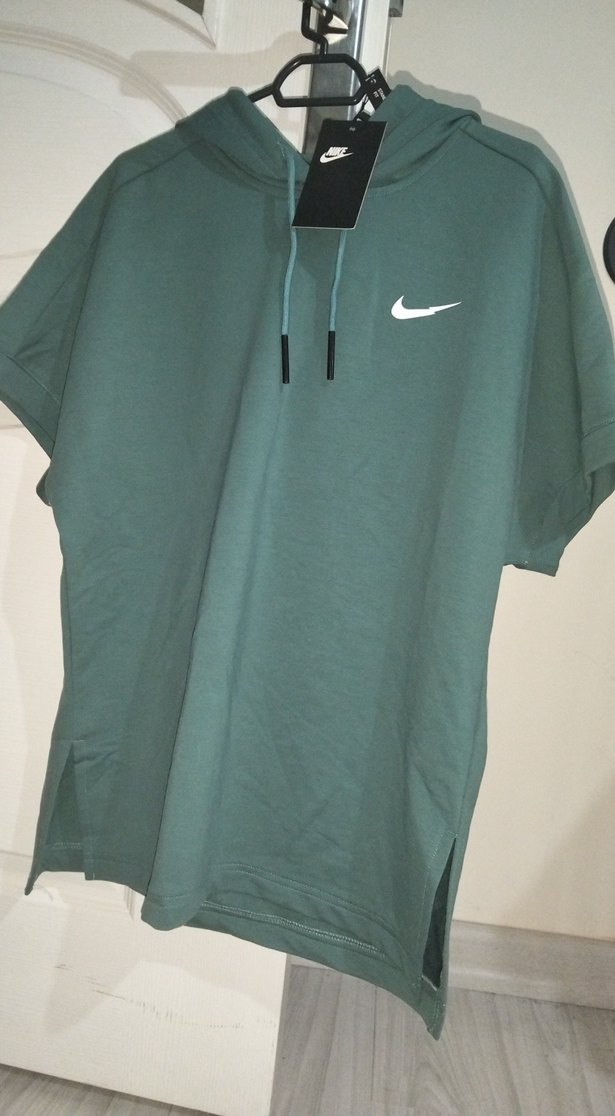 Nike Erkek Kısa Kollu Yeşil Sweatshirt - Görsel 2