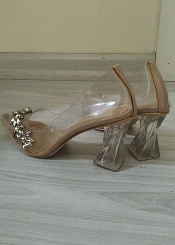 Bej Cam Topuklu İşlemeli Abiye Ayakkabı - Görsel 2