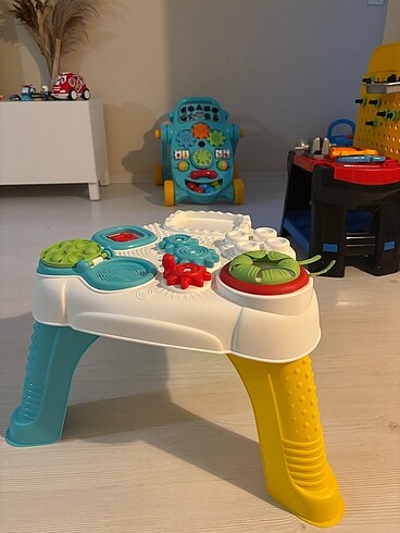 Baby Clementoni Aktivite masası