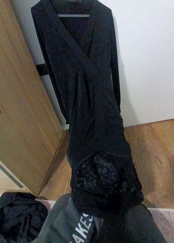 Siyah Uzun Kollu Gotik Kadın Elbise - Görsel 3