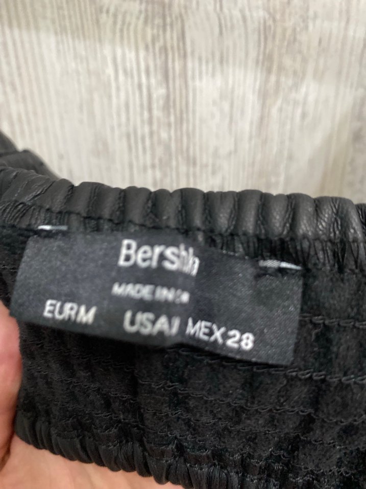 Siyah Deri Kadın Biker Mini Büstiyer - Görsel 4