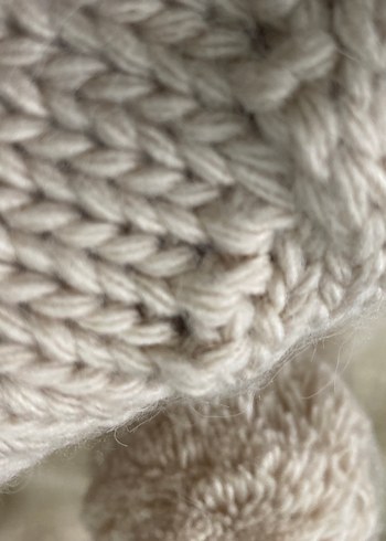 Bej Bohem Örgü Kadın Bere - Görsel 2