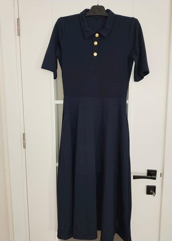 Altın Renk Rozetleri olan şık elbise - Görsel 4