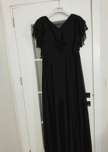 Siyah V Yakalı Uzun Gotik Kadın Elbise - Görsel 3