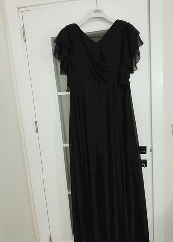 Siyah V Yakalı Uzun Gotik Kadın Elbise - Görsel 2