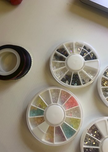 Çok Renkli Tırnak Süslemeleri Seti - Görsel 9