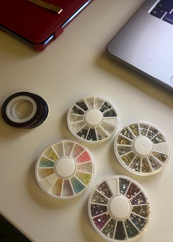 Çok Renkli Tırnak Süslemeleri Seti - Görsel 8