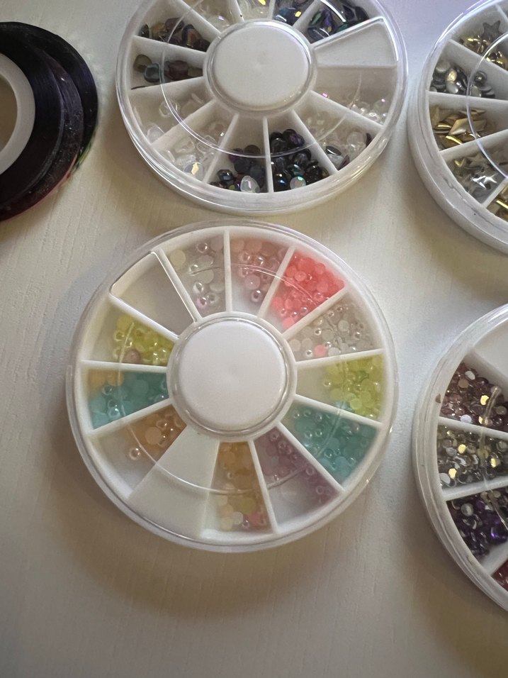 Çok Renkli Tırnak Süslemeleri Seti - Görsel 2